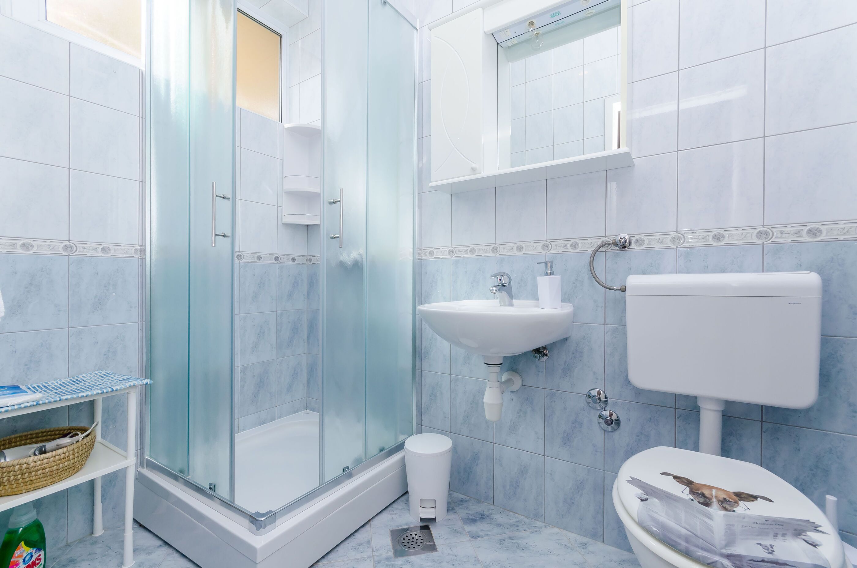 Studio (A2) | Bathroom | Shower, hair dryer