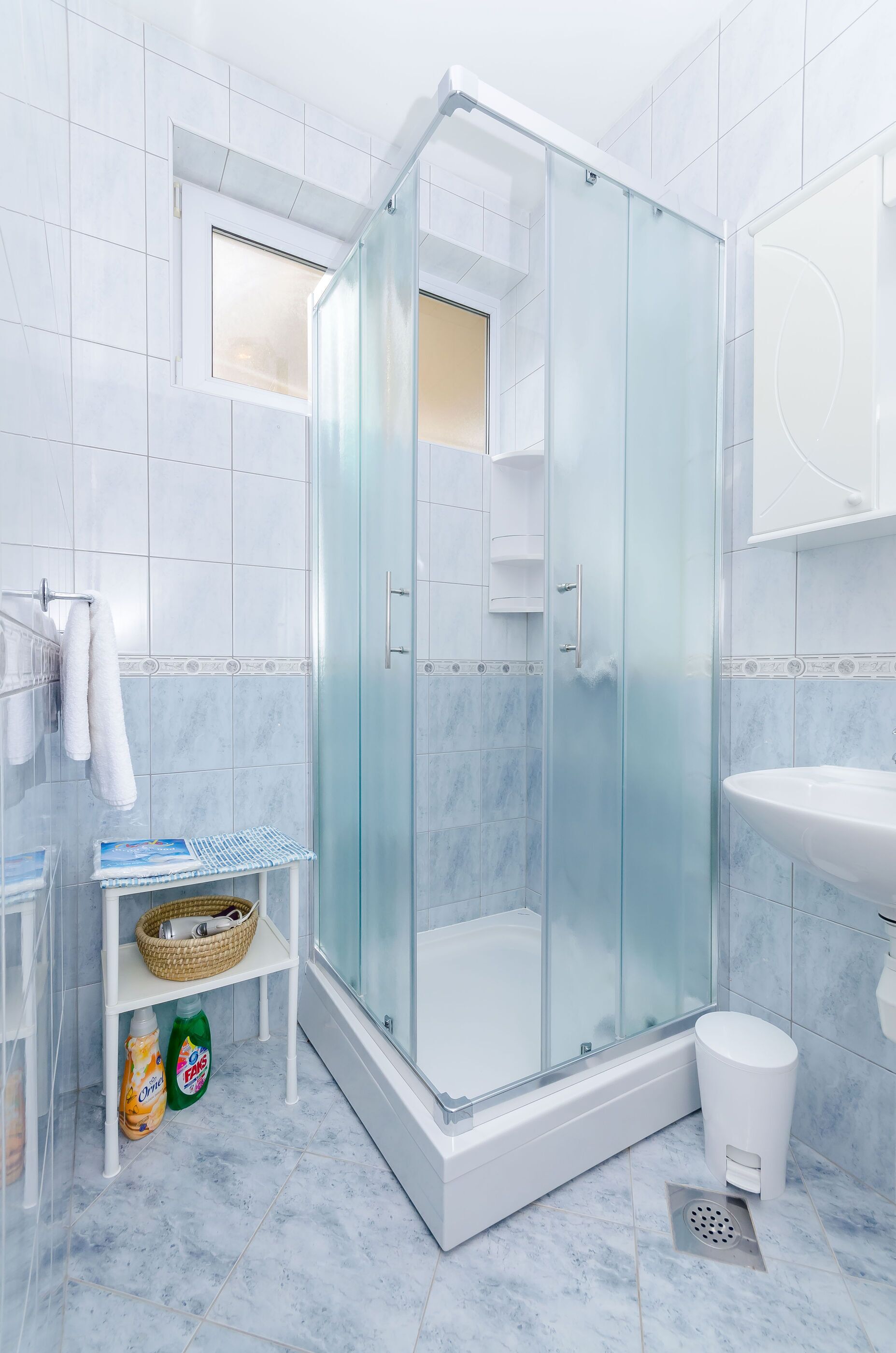 Studio (A2) | Bathroom | Shower, hair dryer