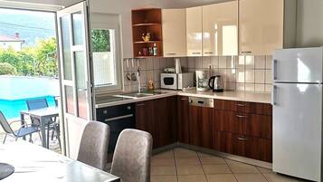 Apartment (A3) | Private kitchen | Fridge, microwave, stovetop, espresso maker