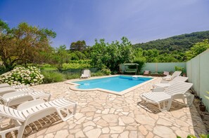 Outdoor pool - Apartments Jasna (Rab)