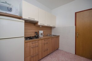 Apartment (A2) | Private kitchen