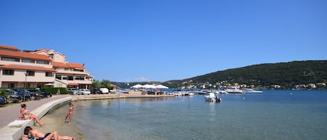 Playa en los alrededores