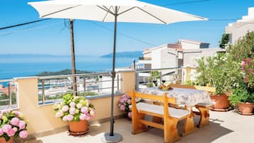 Apartment (A3) | Pemandangan air