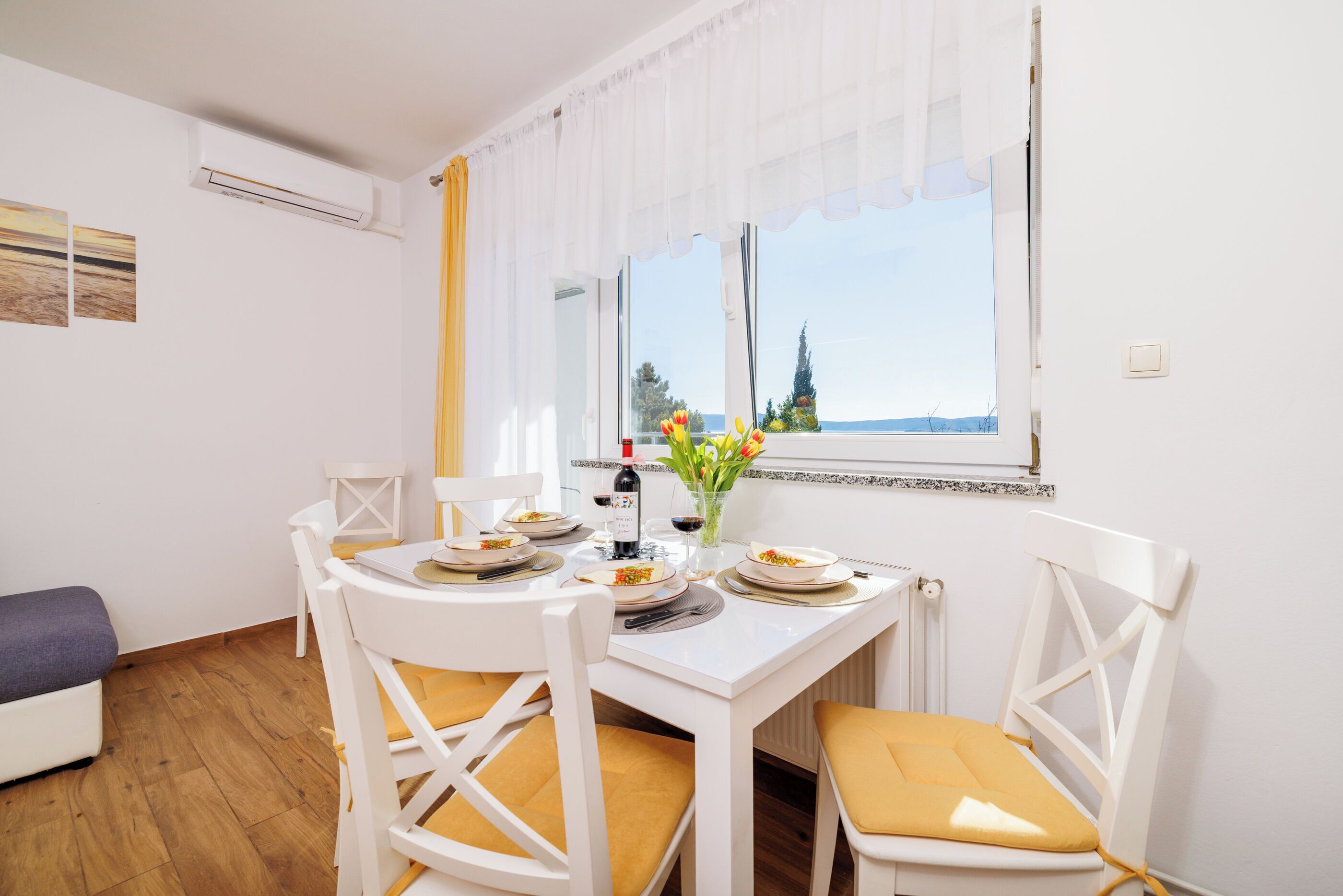Apartment (A1) | Dining
