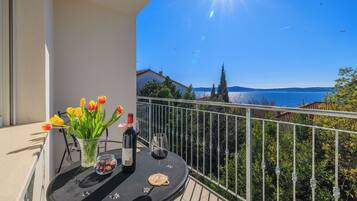 Apartment (A2) | Water view