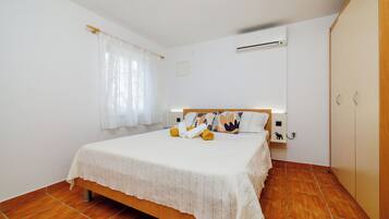 Apartemen (A3) | 4 kamar tidur, Wi-Fi gratis, dan seprai linen