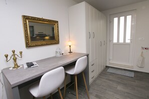 Studio (A1) | Terrace/patio - Apartment Roje (Primosten)