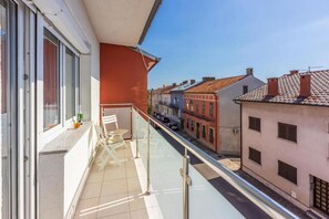 Apartment (A1) | Balkon