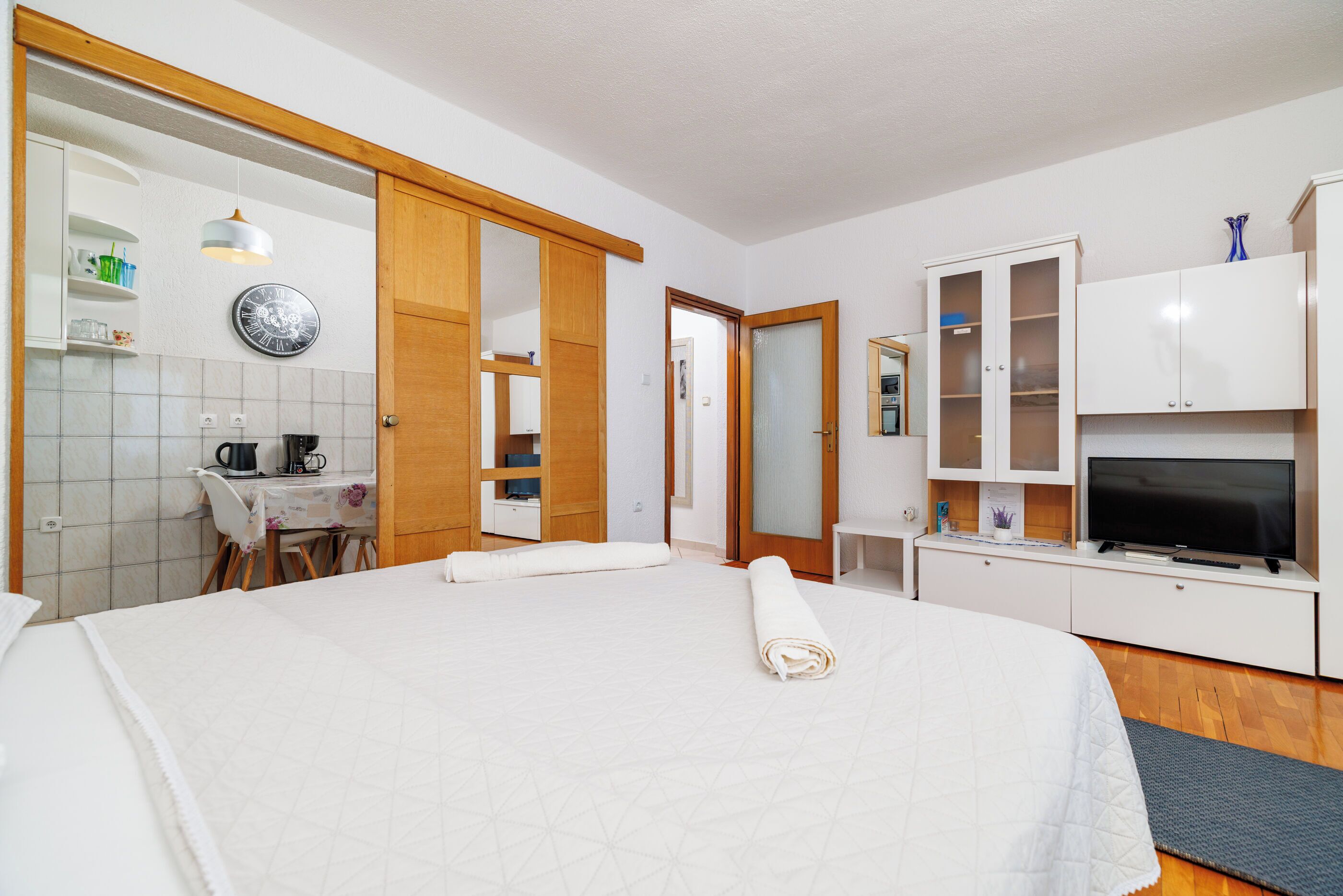 อพาร์ทเมนท์ (A4) | 5 ห้องนอน, เตารีด/โต๊ะรีดผ้า, Wi-Fi ฟรี