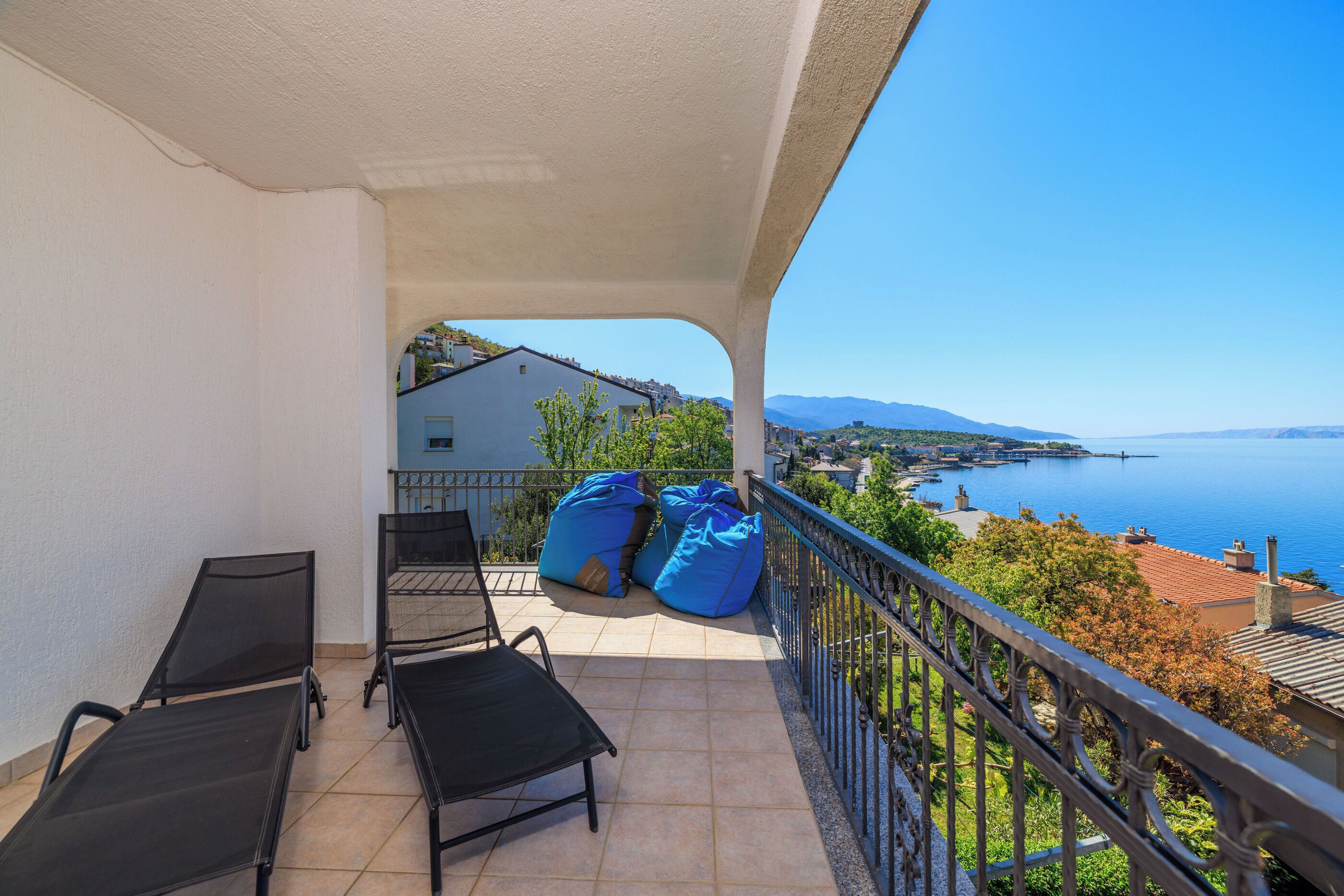 Leilighet (A2) | Utsikt mot vann