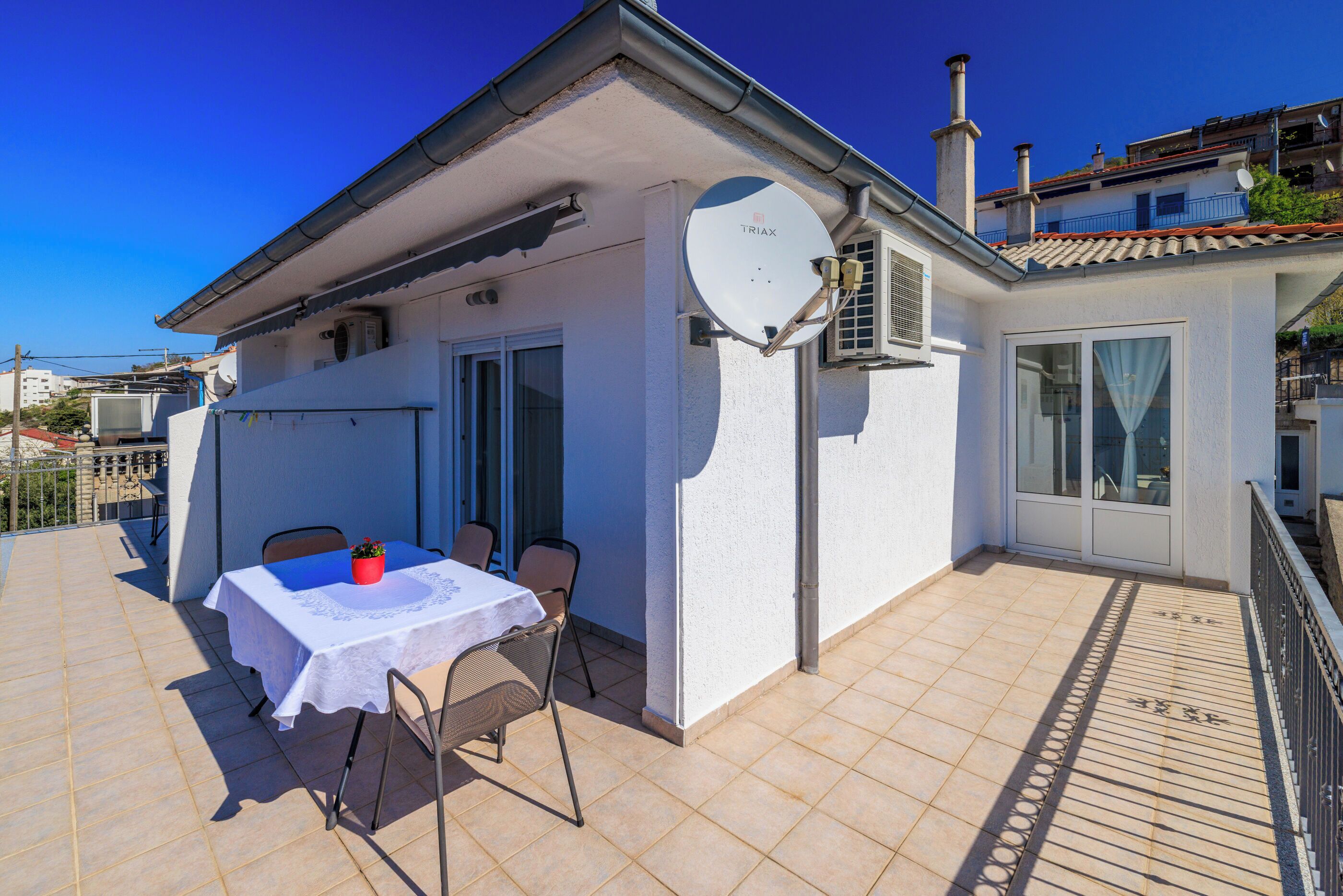 Apartment (A3) | Balcony