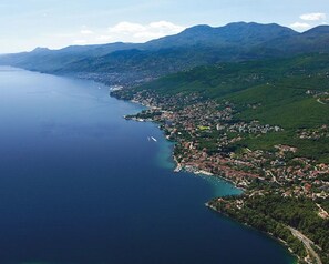 Beach nearby - Apartments Zlatko (Opatija)