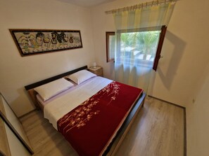2 bedrooms, iron/ironing board, free WiFi, bed sheets - Apartments Zlatko (Opatija)