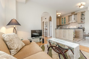 Living room | TV - Apartment Canada Dream Vacation (Vodice)