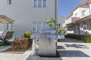 Grill-/Picknickplatz