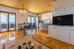 Apartment (A1) | Living room