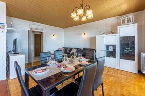 Apartament (A1) | Servei de restauració