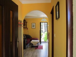 Apartment (A3) | Hallway - Apartments Nevenka (Mali Losinj)