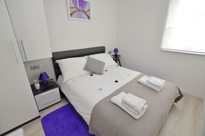 In-room safe, iron/ironing board, free WiFi