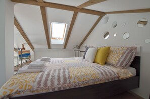 In-room safe, iron/ironing board, free WiFi