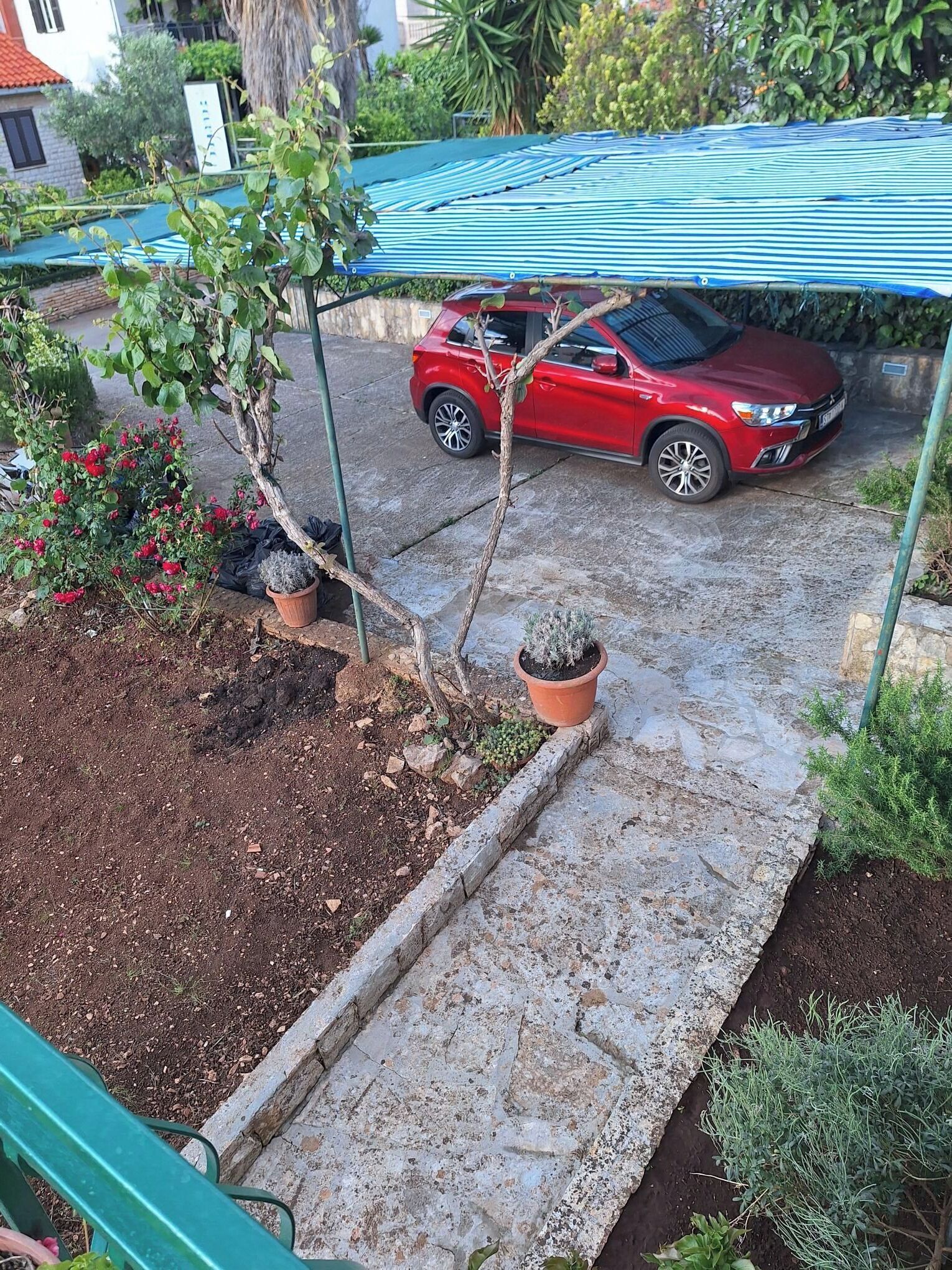 Studio (A1) | Parking | Free self parking