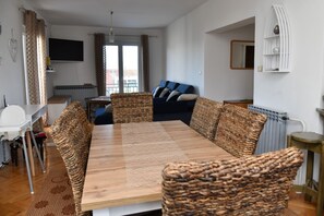 Apartment (A2) | Speisen