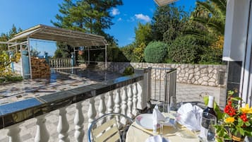 Terassi/patio