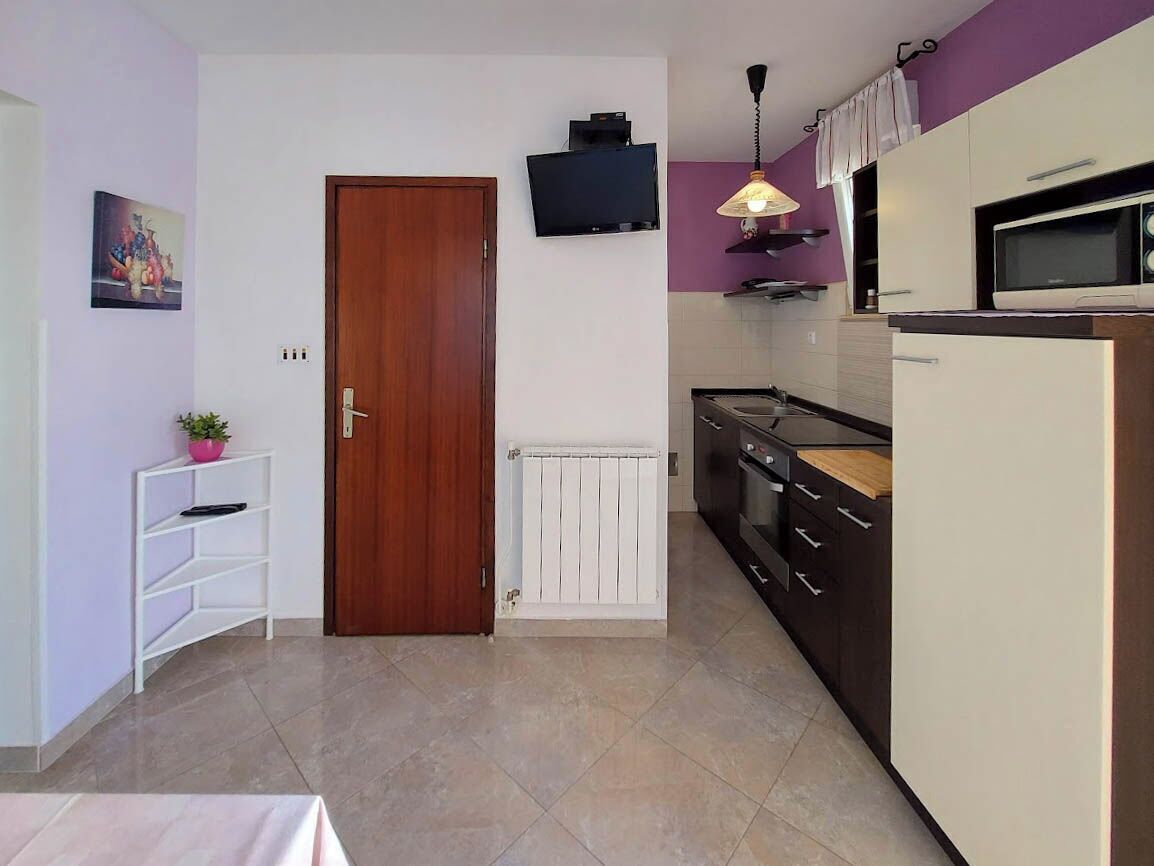 Apartment (A2) | Private kitchen
