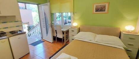 Huone (S1) | 5 makuuhuonetta, ilmainen Wi-Fi