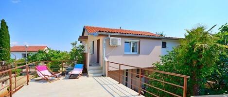 Studio (A1) | Terrace/patio