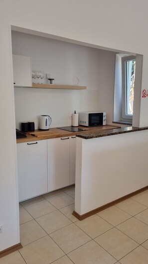 Apartment (A2) | Private kitchen | Fridge, microwave, stovetop, dishwasher - Apartments Marija (Rijeka)