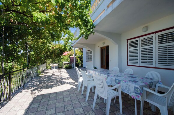 Apartment (A1) | Terrace/patio