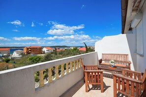 Apartment (A2) | Terrace/patio