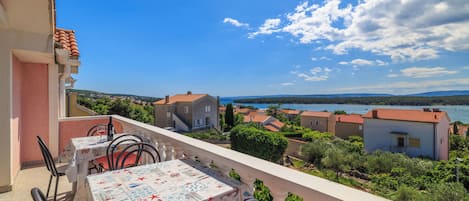 Apartment (A2) | Water view