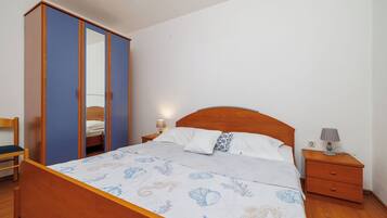 Appartement (A3) | 4 chambres, Wi-Fi gratuit, draps fournis