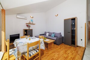 Apartamento (A2) | Sala de estar