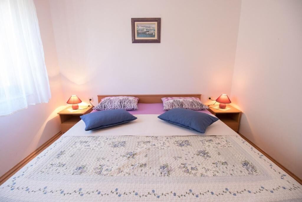 Apartment (A1)