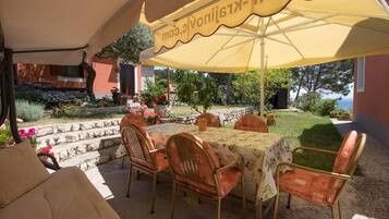 Apartment (A1) | Terrace/patio