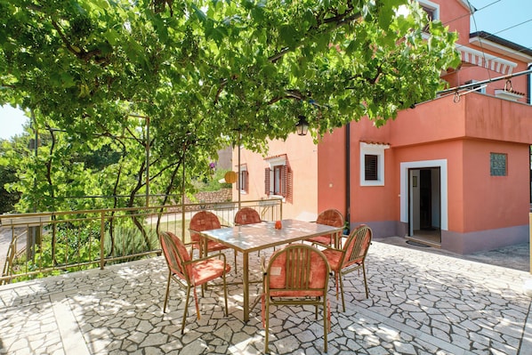 Apartment (A3) | Terrace/patio
