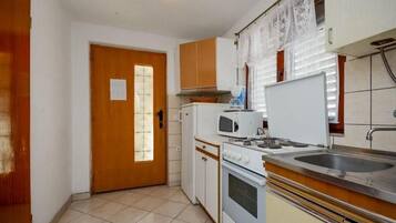 Apartment (A3) | Private kitchen | Fridge, stovetop, espresso maker, electric kettle