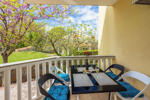 Apartment (A1) | Terrace/patio