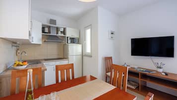 Apartment (A2) | Private kitchen