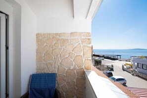 Apartment (A2) | Balkon
