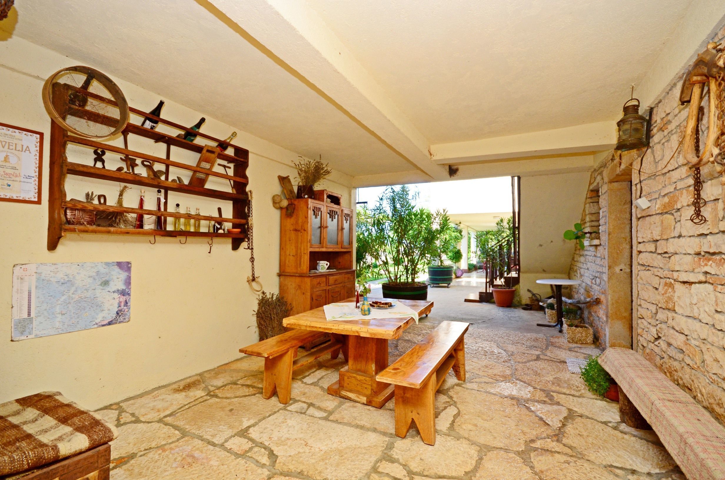 Privékeuken | Een koelkast, een microgolfoven, een kookplaat, een espressoapparaat