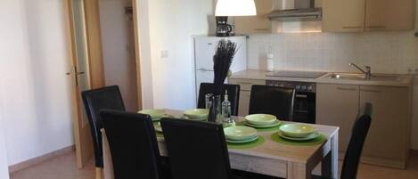 Appartement (A2) | Cuisine privée