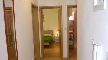 Apartment (A2) | Flur