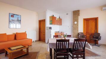 Studio (A8) | Phòng khách