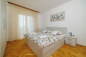 Apartment (A2) | 3 bedrooms, free WiFi