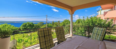 Apartment (A2) | Water view