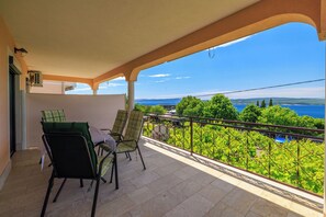 Apartment (A2) | Water view